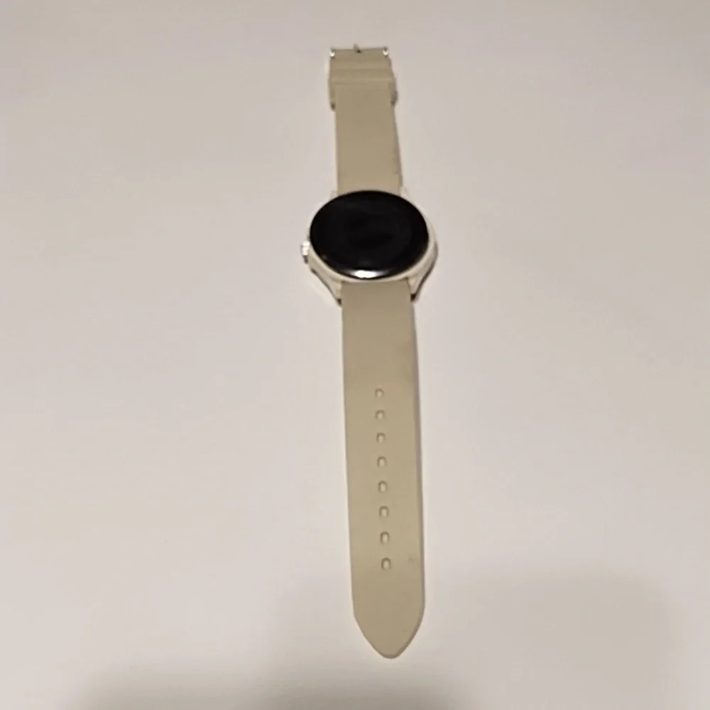 Nwot Geneva Cream Watch - Picture 8 of 8